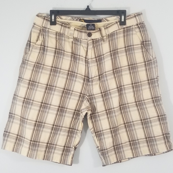Nautica Jean's Company Mens Bermuda Shorts. Blue, Brown, & Tan Plaid. Waist 33". - Picture 1 of 7